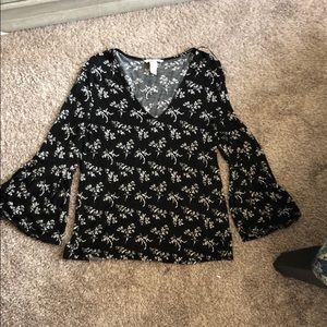 H&M bell sleeved top